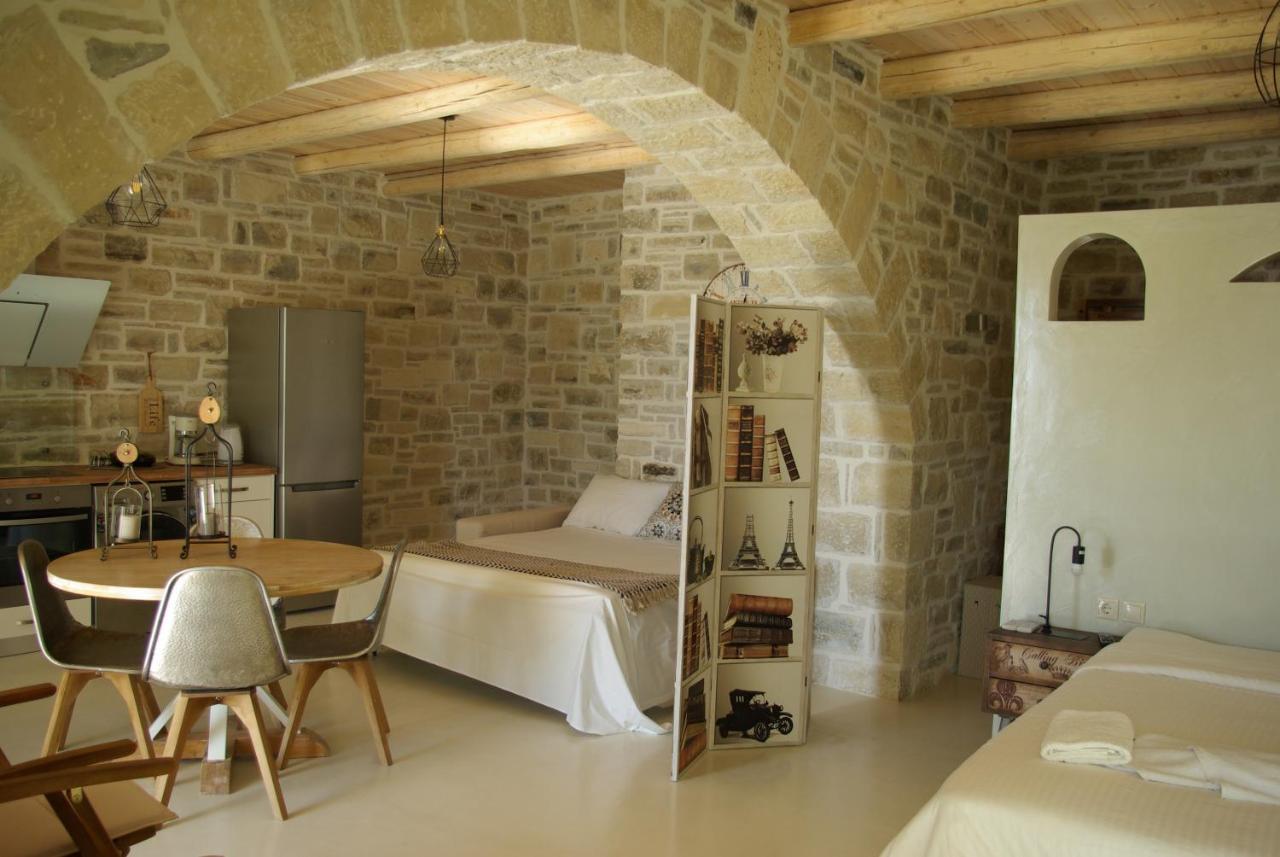 Selini Luxury Apartment
