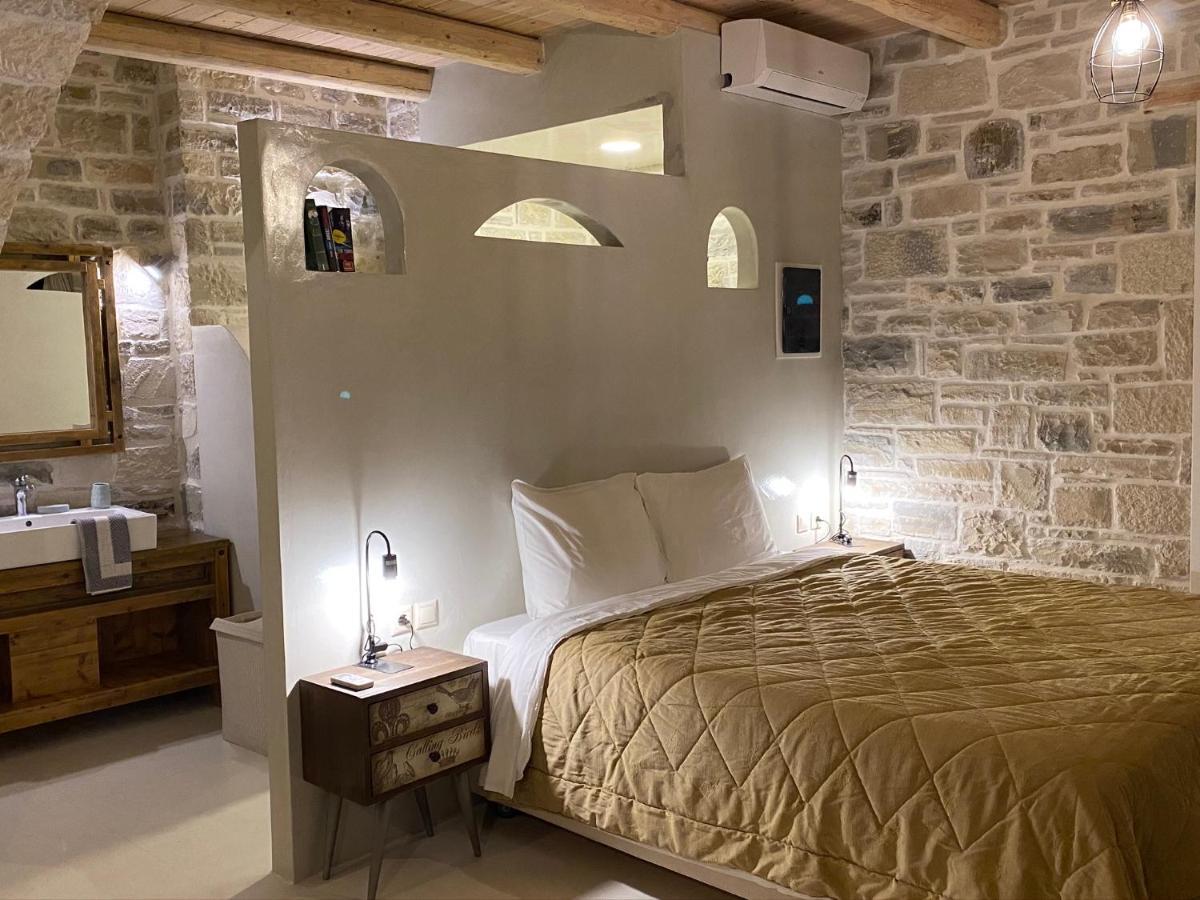 Selini Luxury Apartment