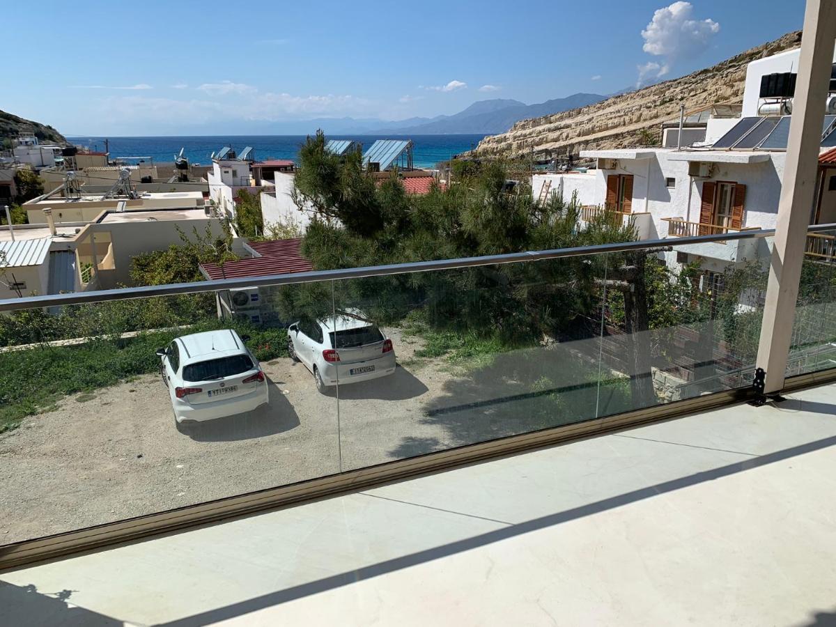 Selini Luxury Apartment